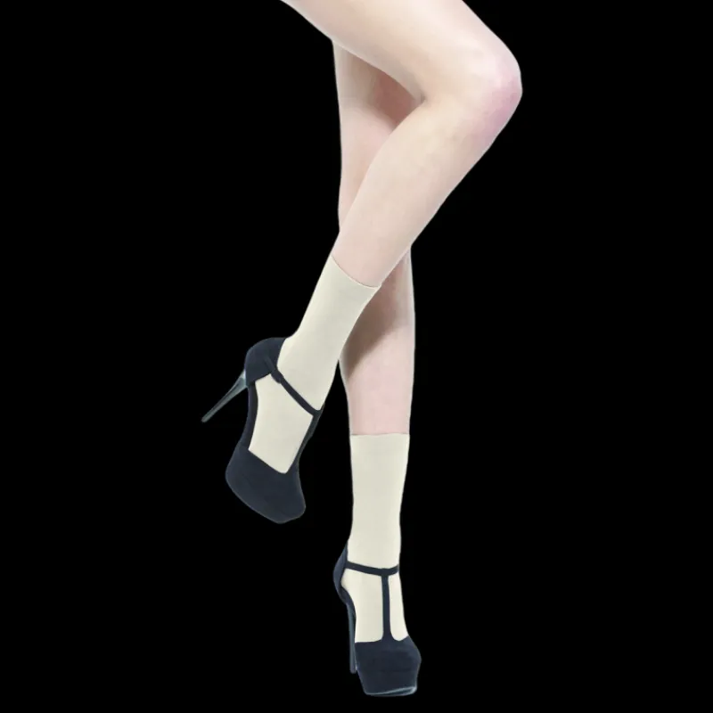 chaussettes_femme_en_coto_0-8.webp Femme Doré Doré Chaussettes^Chaussettes femme en coton ultra fin et polyamide - Ecru