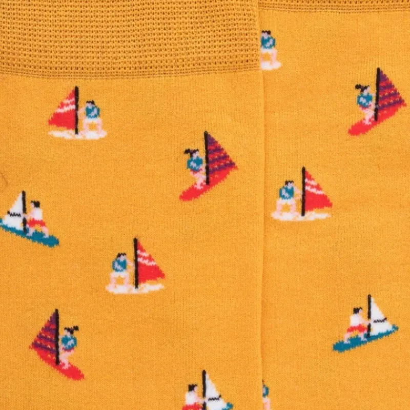 chaussettes_pour_hommes_e_1-7.webp Homme Doré Doré Chaussettes^Chaussettes pour hommes en fil d'Ecosse à motifs de bateaux à voile - Jaune Pissenlit